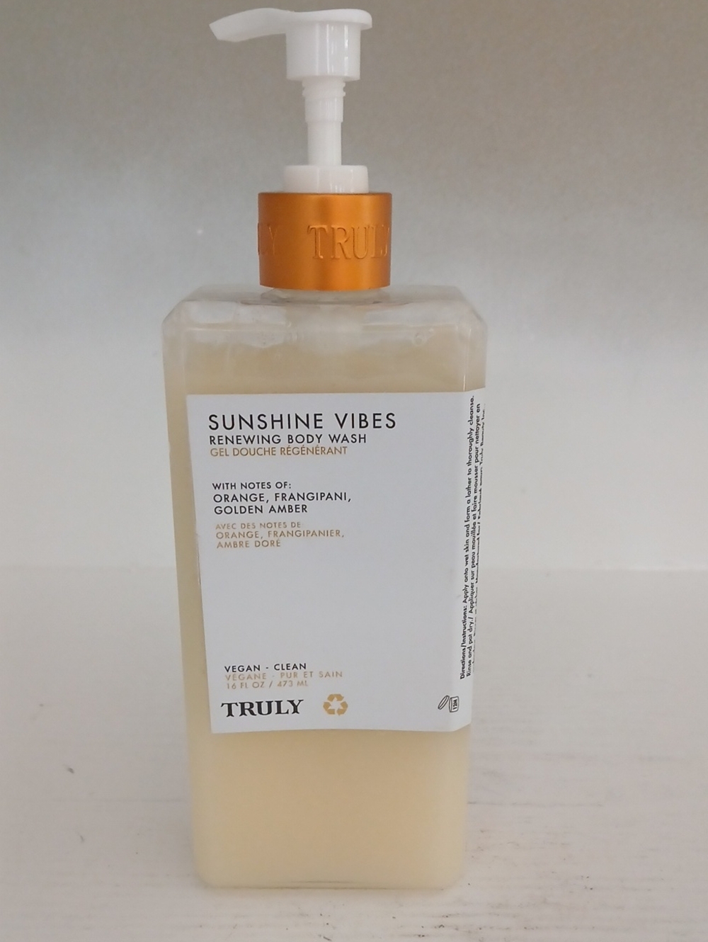 TRULY Sunshine Vibes Renewing Body Wash